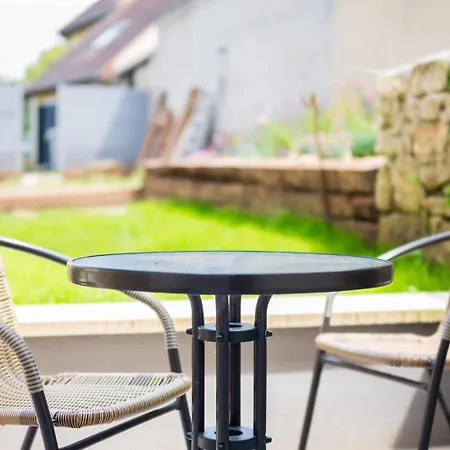 Holiday home Les Cerisiers / Maison Pour 6 A Cergy